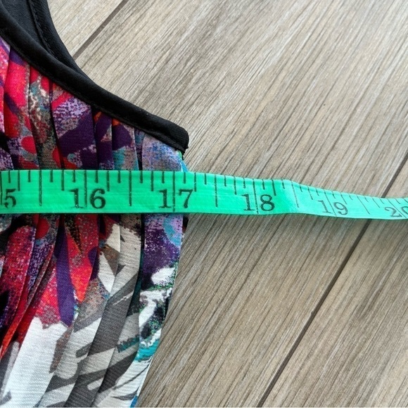 BCBGMAXAZRIA Sierra Dress, Pleated Multi Colour Floral Print Dress Neon, Size S - Picture 8 of 12